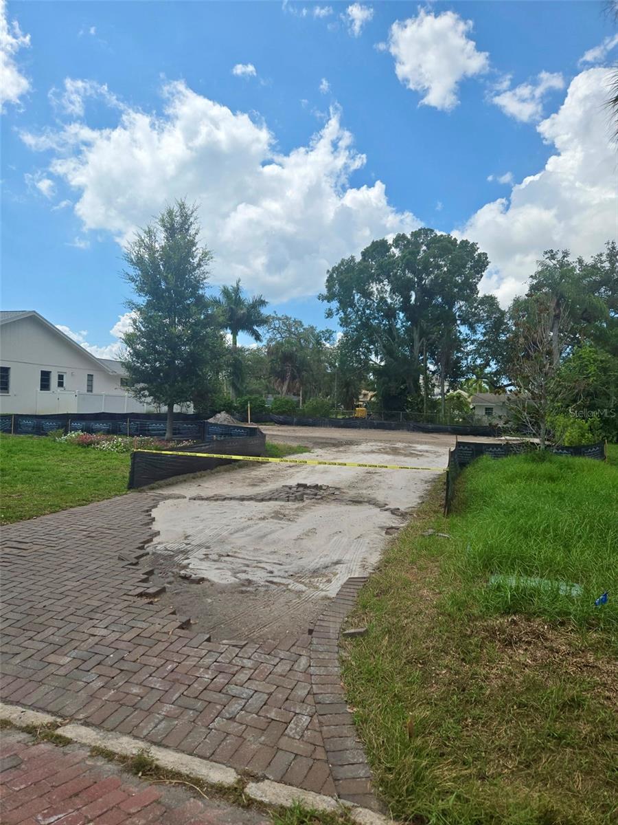 Photo of 319 RAFAEL BOULEVARD ST PETERSBURG FL 33704
