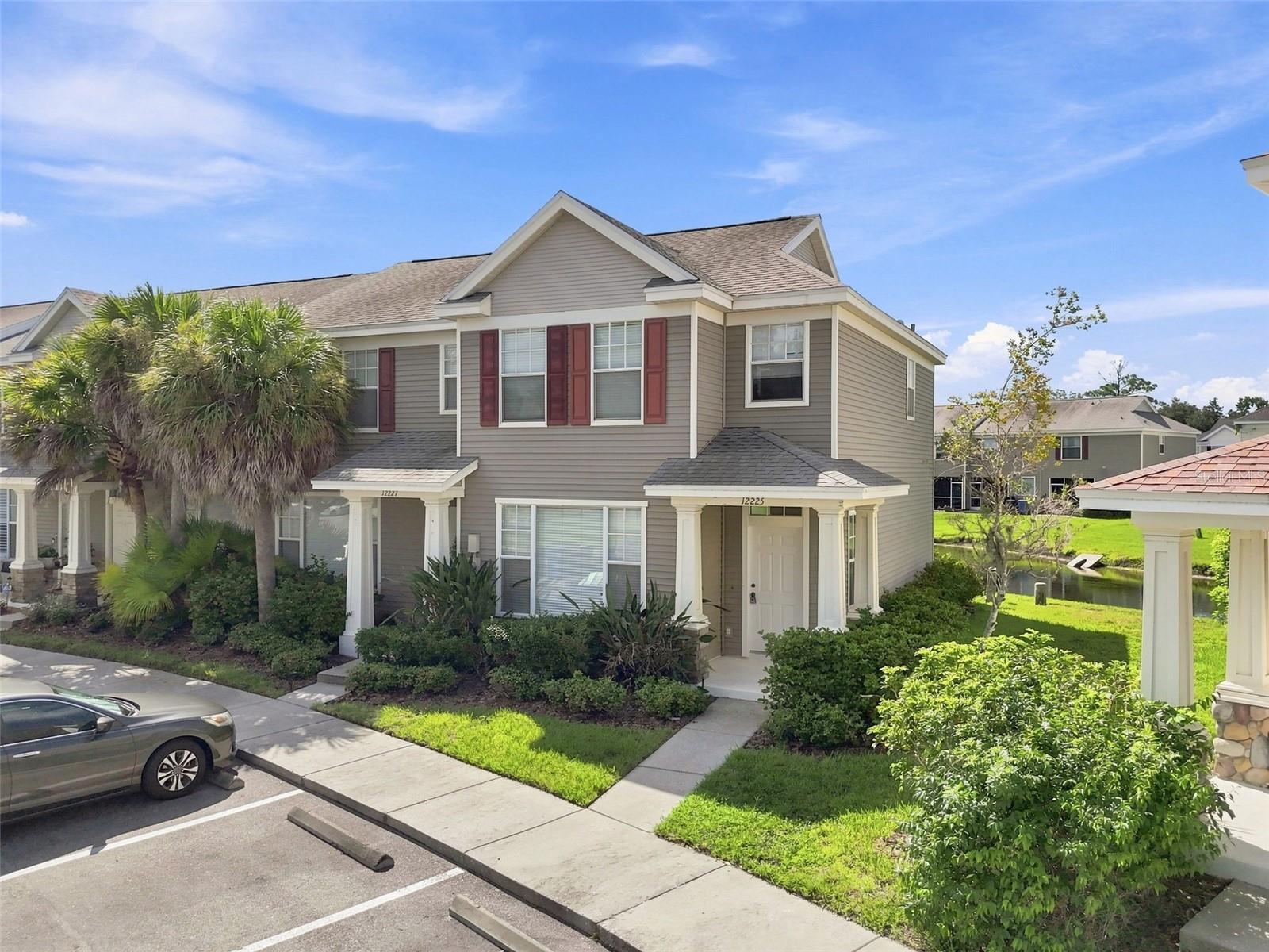Photo of 12225 COUNTRY WHITE CIRCLE TAMPA FL 33635