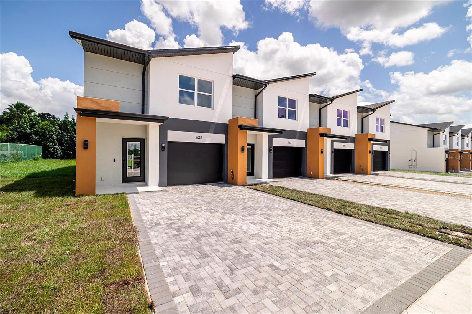 Photo of 2025 BARROSO STREET DAVENPORT FL 33837