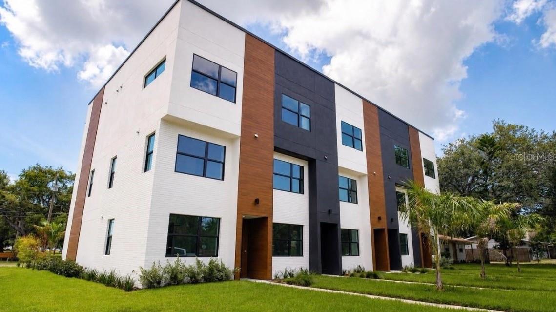 Photo of 373 13TH ST N ST PETERSBURG FL 33705