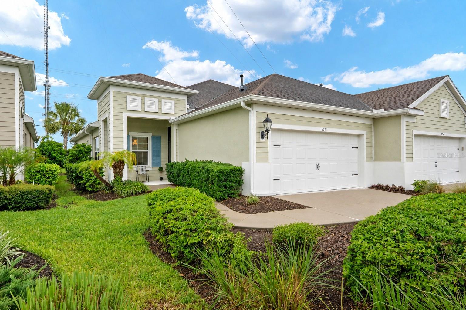 Photo of 13542 CIRCA CROSSING DRIVE LITHIA FL 33547
