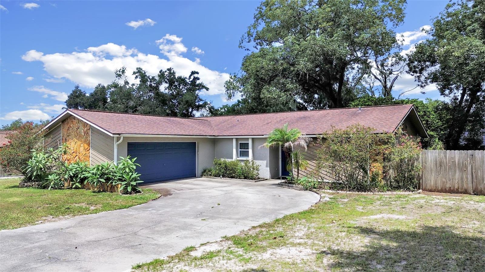 Photo of 11506 WHISPER RIDGE COURT RIVERVIEW FL 33569