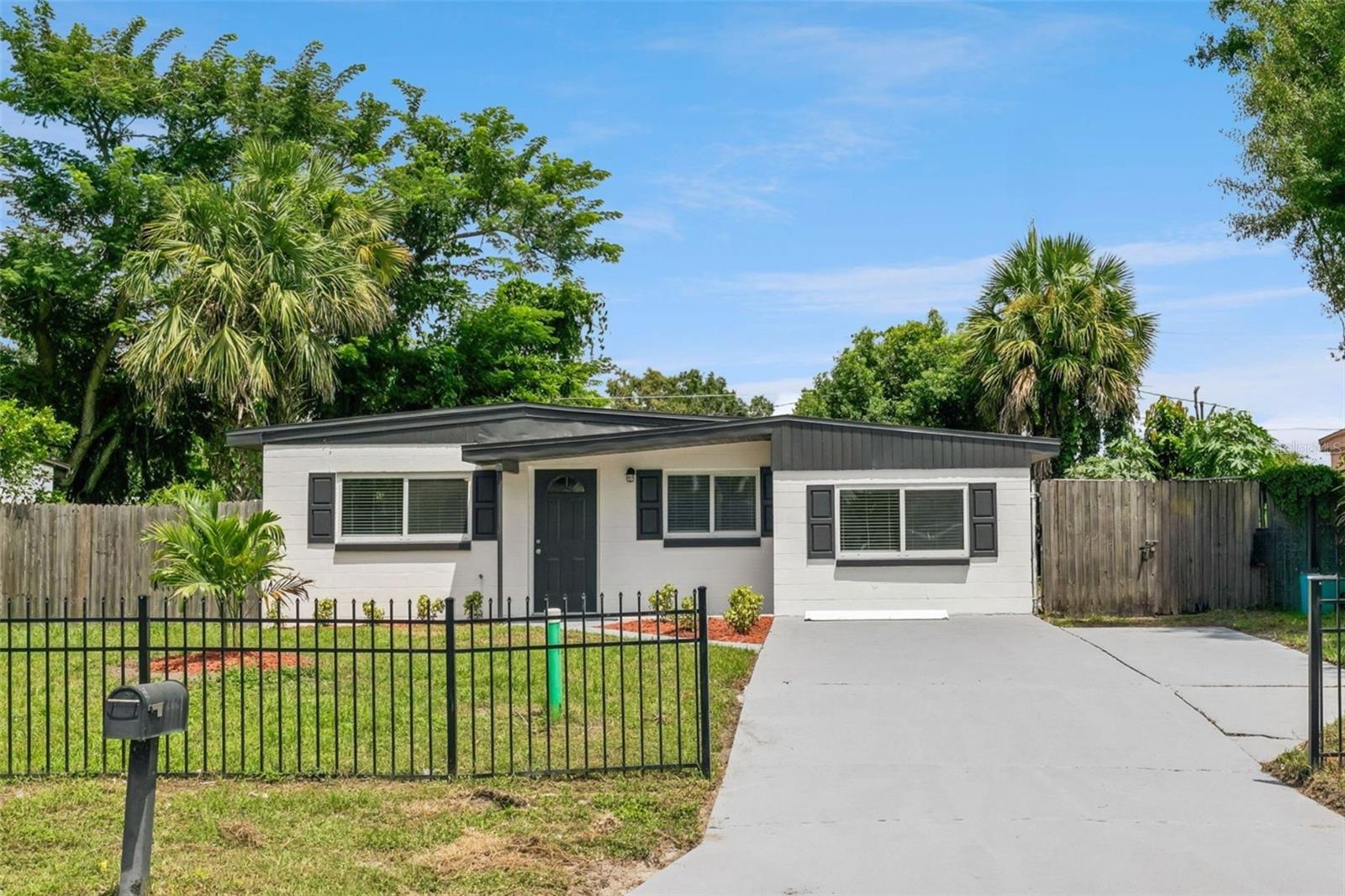 Photo of 2821 W AMELIA STREET ORLANDO FL 32805