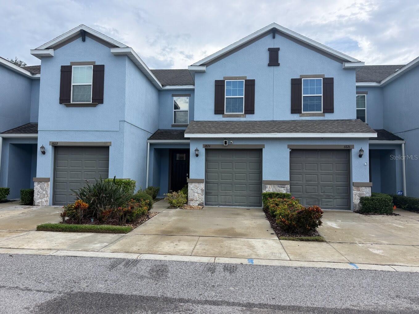 Photo of 6824 CITRUS CREEK LANE TAMPA FL 33625