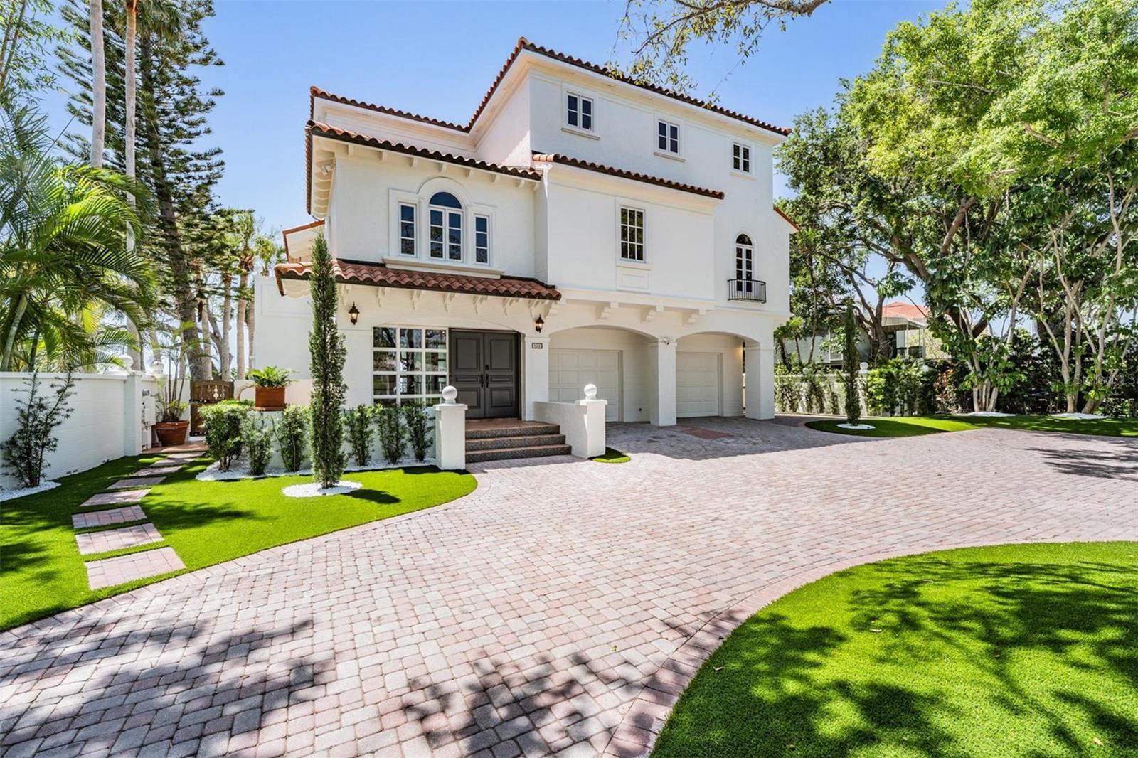 Photo of 128 CARLYLE DRIVE PALM HARBOR FL 34683