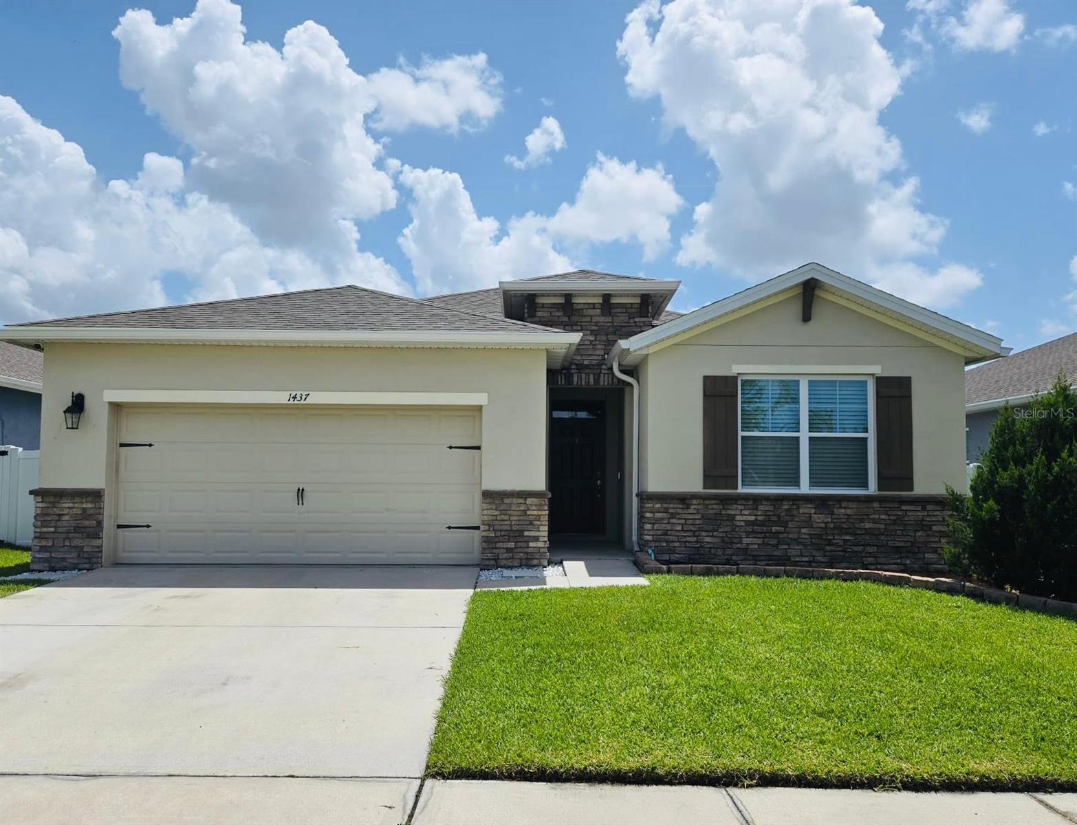 Photo of 1437 TAWNY RIDGE ROAD KISSIMMEE FL 34744