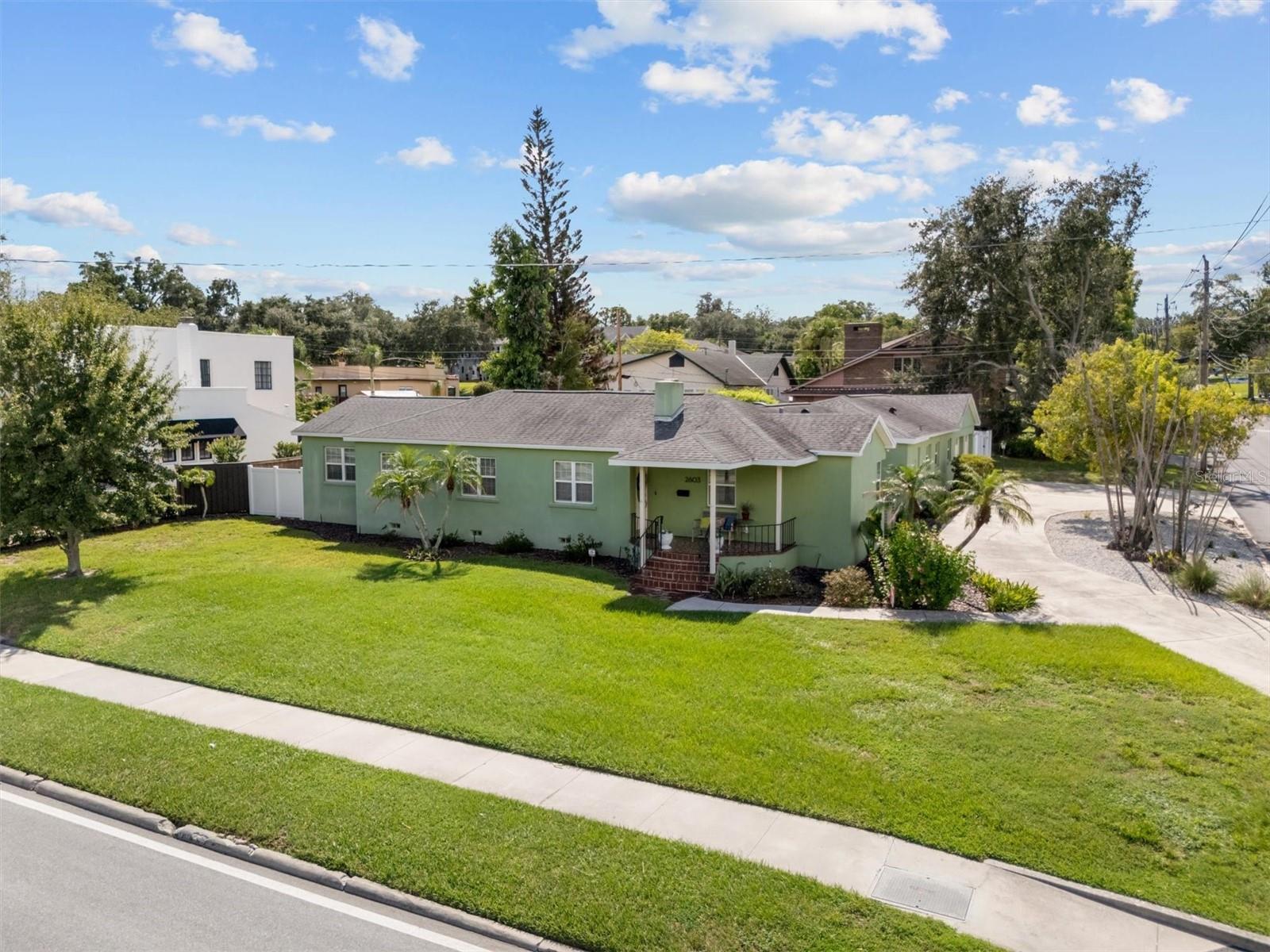 Photo of 2603 CLEVELAND HEIGHTS BOULEVARD LAKELAND FL 33803