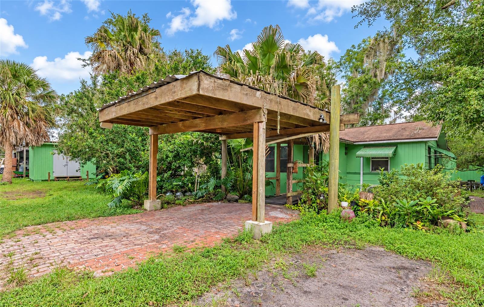 Photo of 3005 VERNA BETHANY ROAD MYAKKA CITY FL 34251