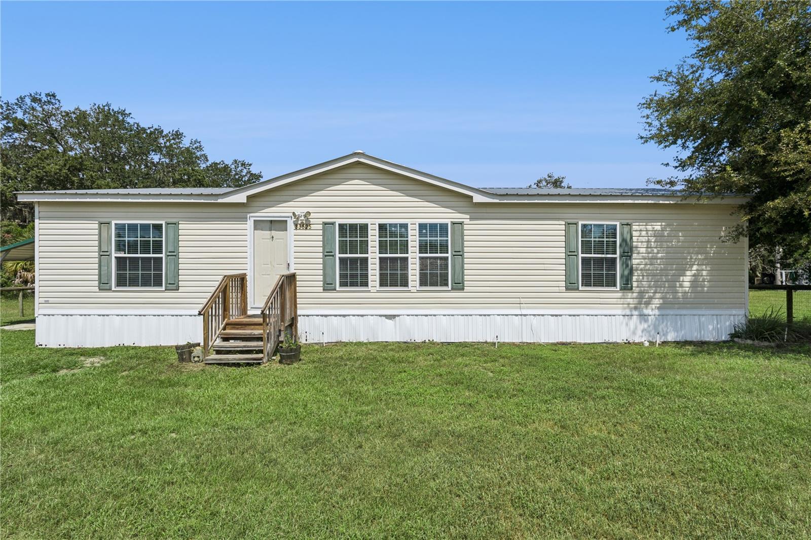 Photo of 33525 LINDA DRIVE LEESBURG FL 34788