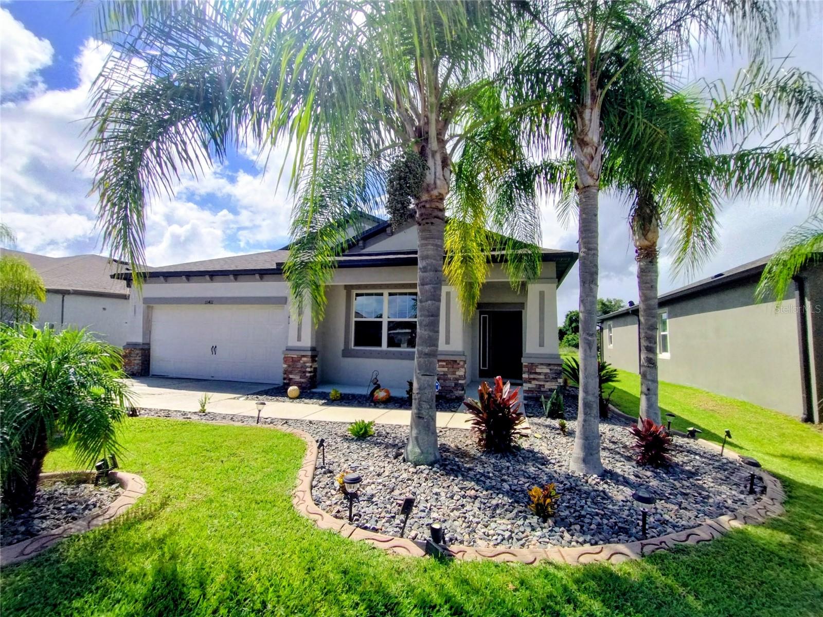 Photo of 11411 ACACIA GROVE LANE RIVERVIEW FL 33579