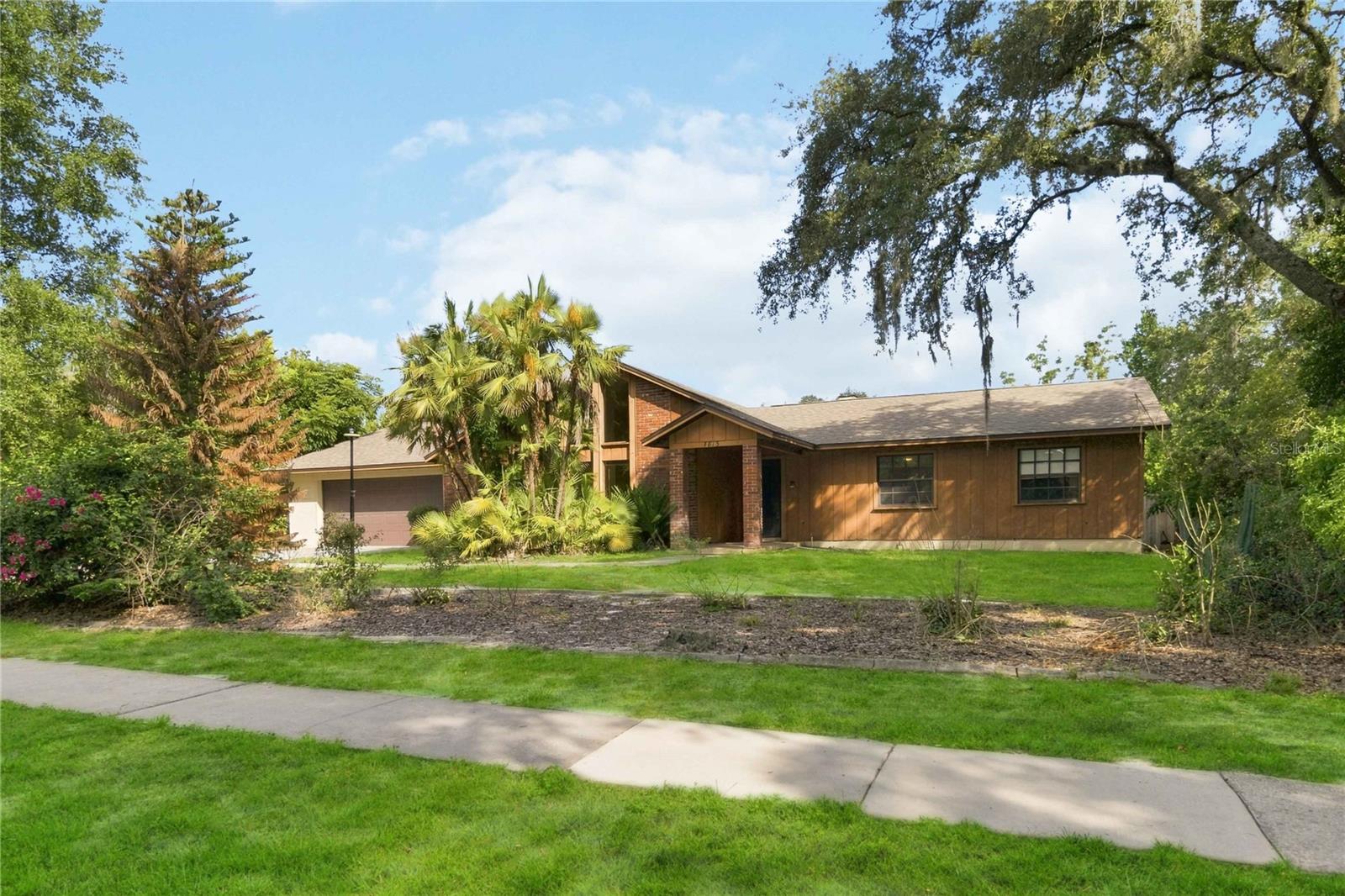 Photo of 7813 SARANAC COURT ORLANDO FL 32835