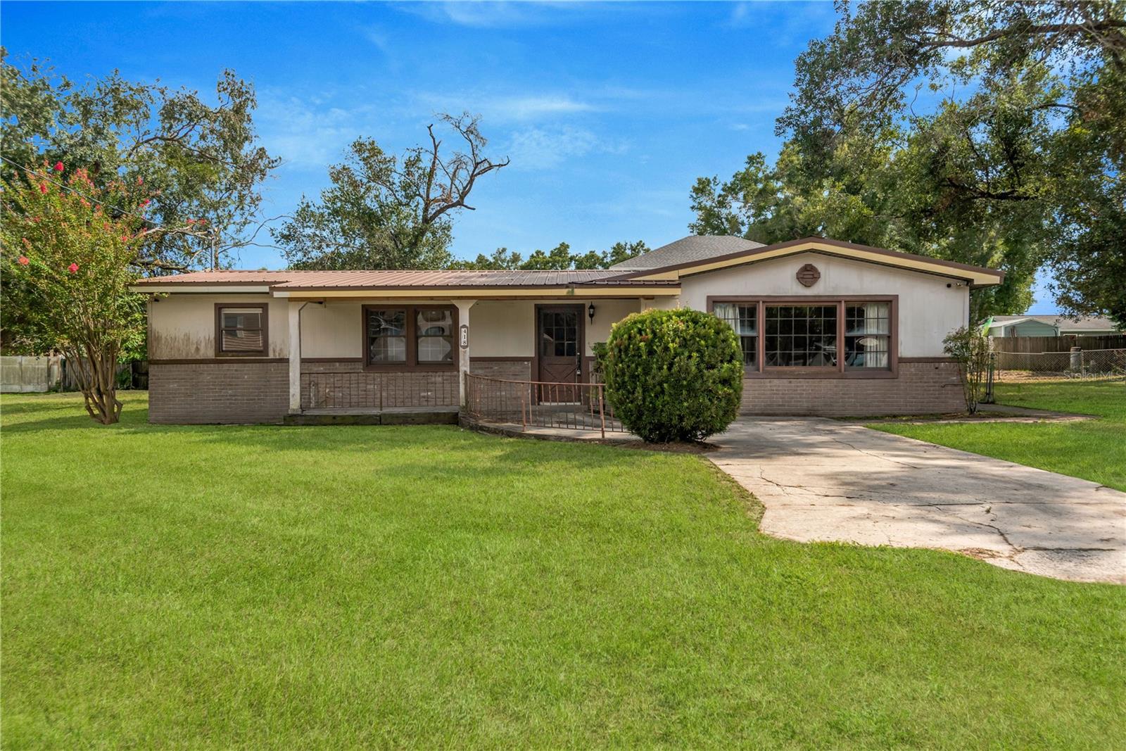 Photo of 418 EUCLID AVENUE SEFFNER FL 33584