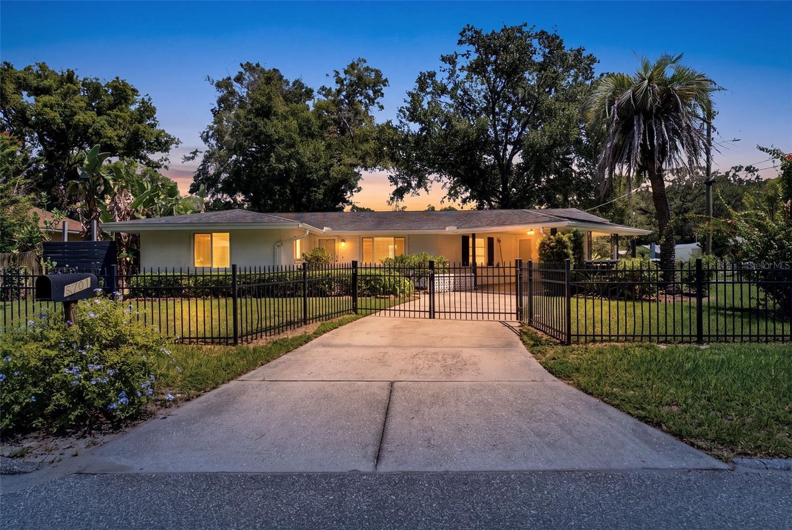 Photo of 6701 13TH STREET TAMPA FL 33604