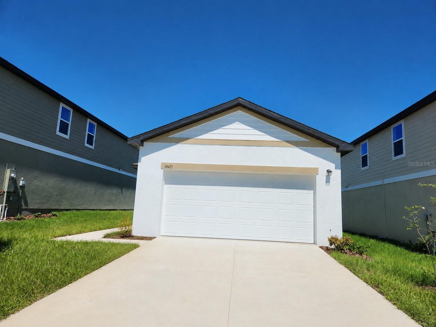 Photo of 38451 HONEYSUCKLE DRIVE DADE CITY FL 33525