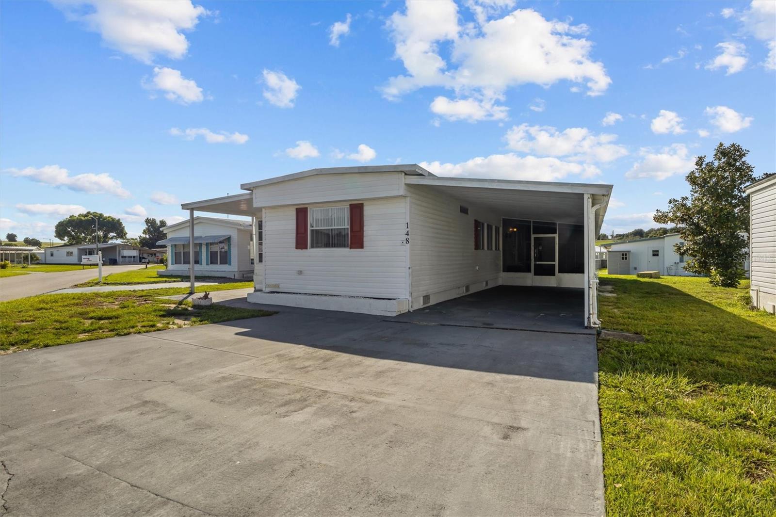 Photo of 148 ORANGEWOOD DRIVE LAKE WALES FL 33898