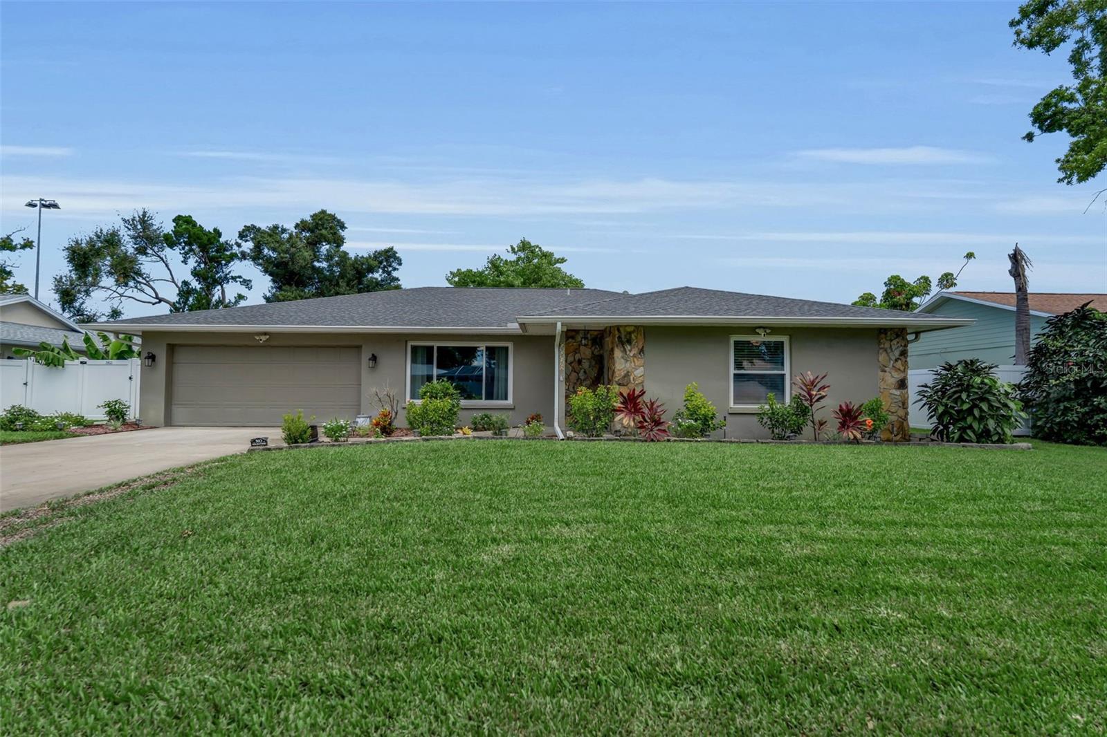 Photo of 5210 36TH AVENUE CIRCLE BRADENTON FL 34209