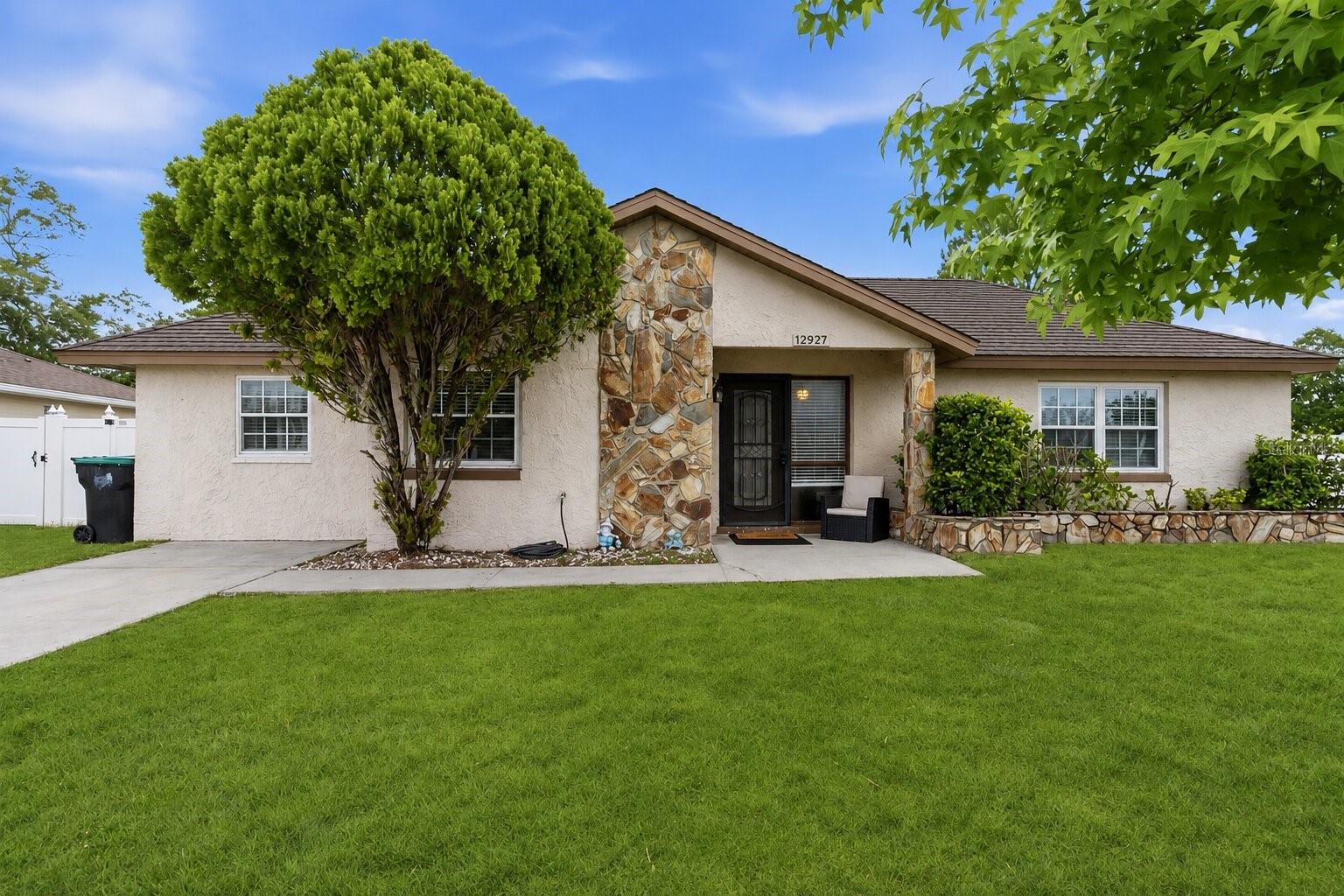 Photo of 12927 MONTANA WOODS LANE ORLANDO FL 32824