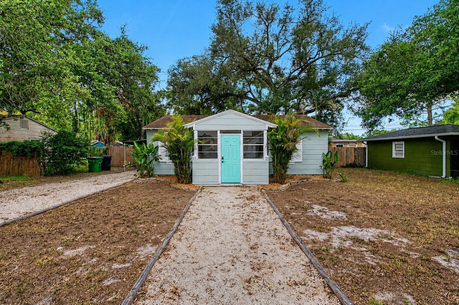 Photo of 3208 W HARTNETT AVENUE TAMPA FL 33611