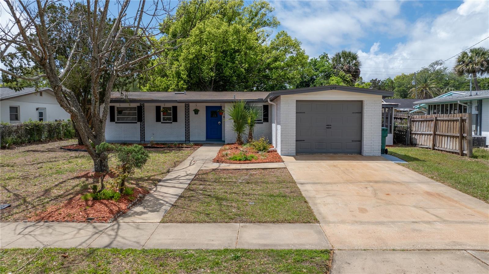 Photo of 640 WESTWARD CIRCLE DAYTONA BEACH FL 32117
