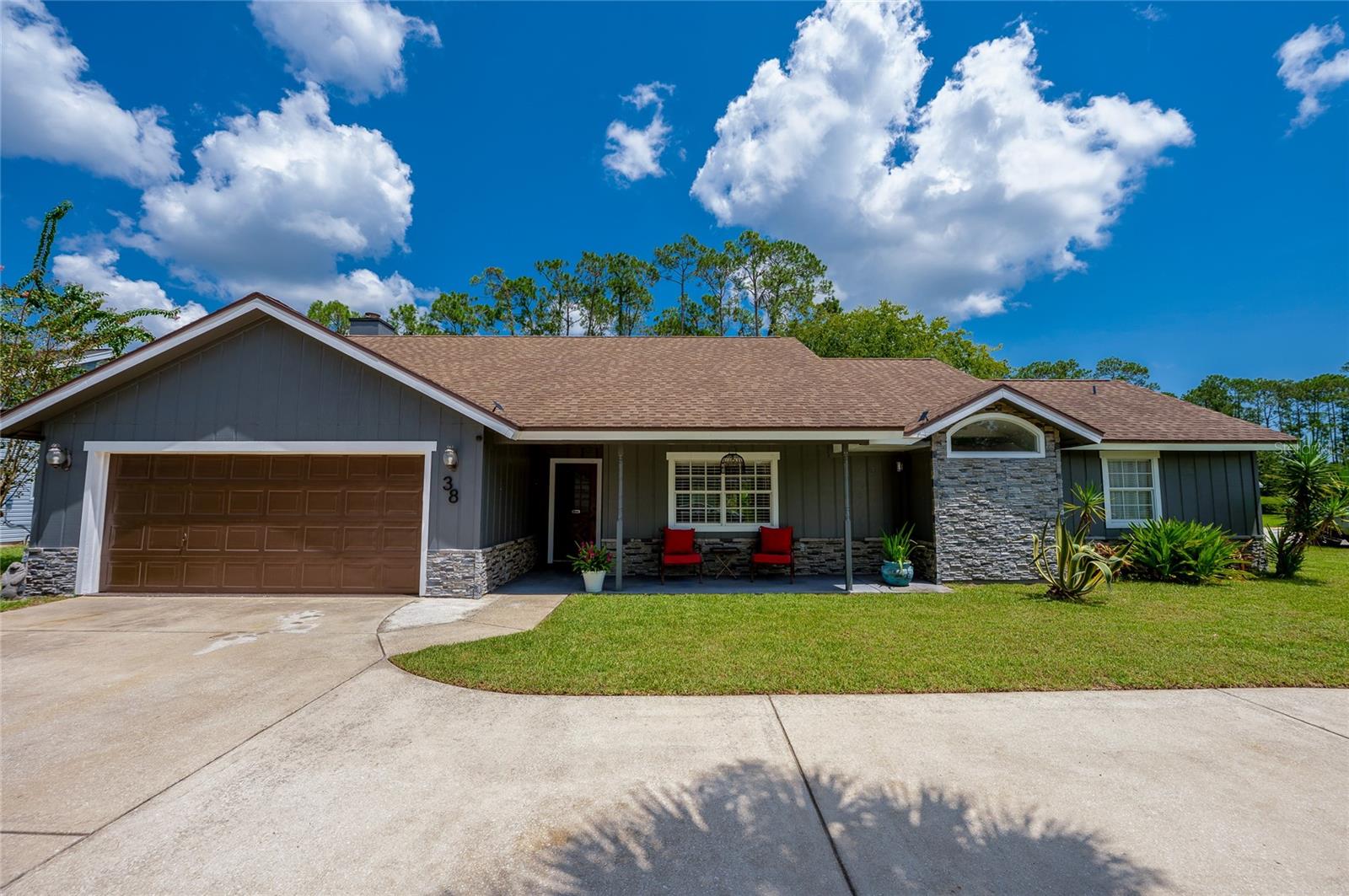 Photo of 38 WEYANOKE LANE PALM COAST FL 32164