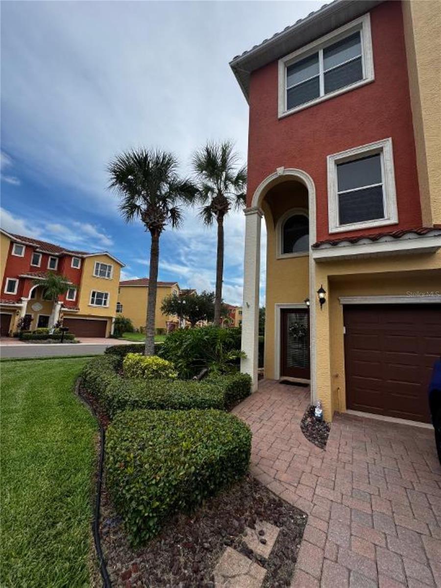 Photo of 1205 3RD ST CIRCLE PALMETTO FL 34221