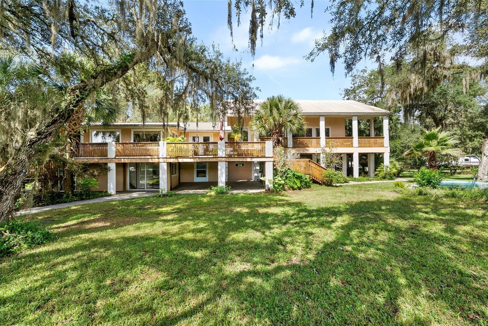 Photo of 2033 SE HIGHWAY 317 OLD TOWN FL 32680