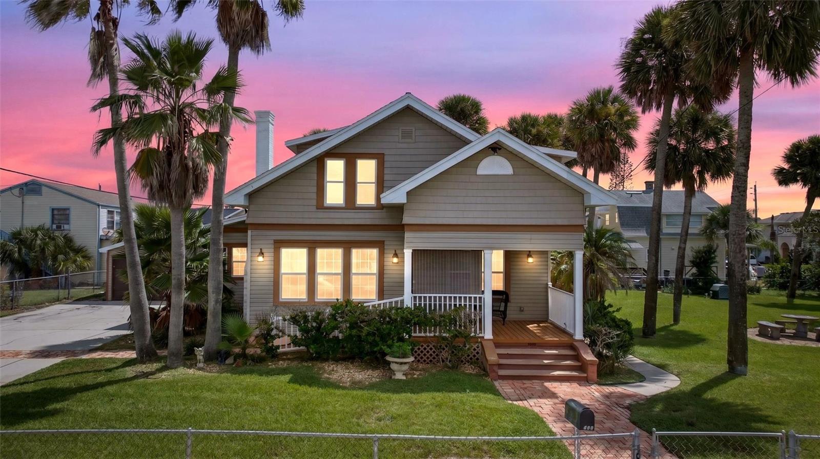 Photo of 409 S GRANDVIEW AVENUE DAYTONA BEACH FL 32118