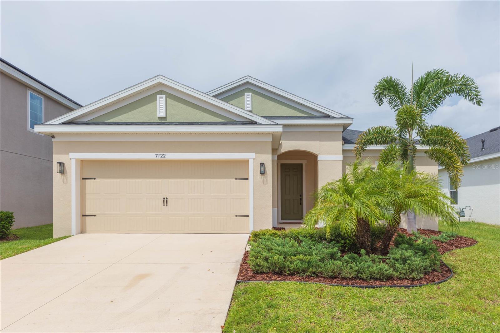 Photo of 7122 ESTERO COURT APOLLO BEACH FL 33572