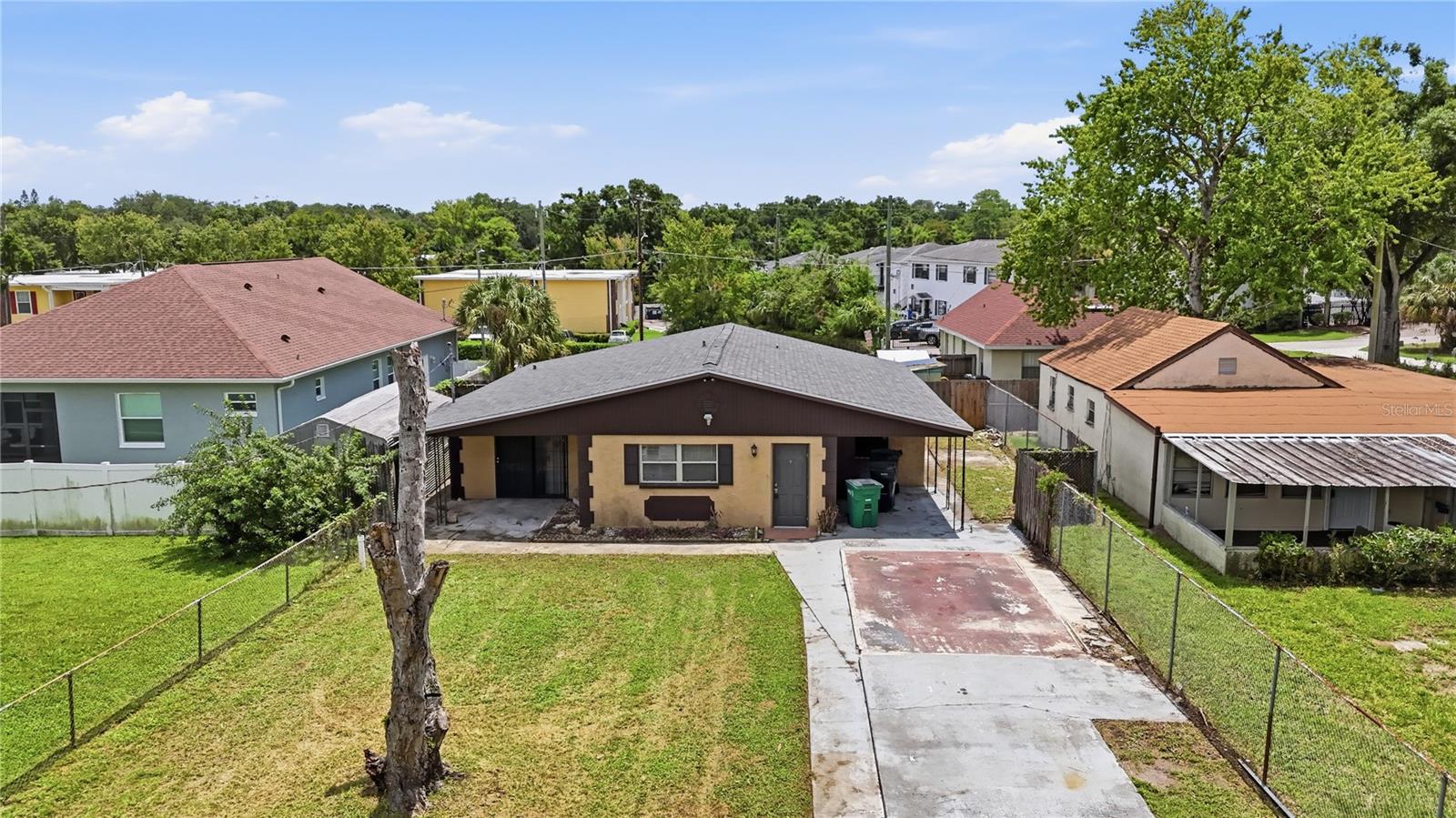 Photo of 909 ALICIA AVENUE #1/2 TAMPA FL 33604