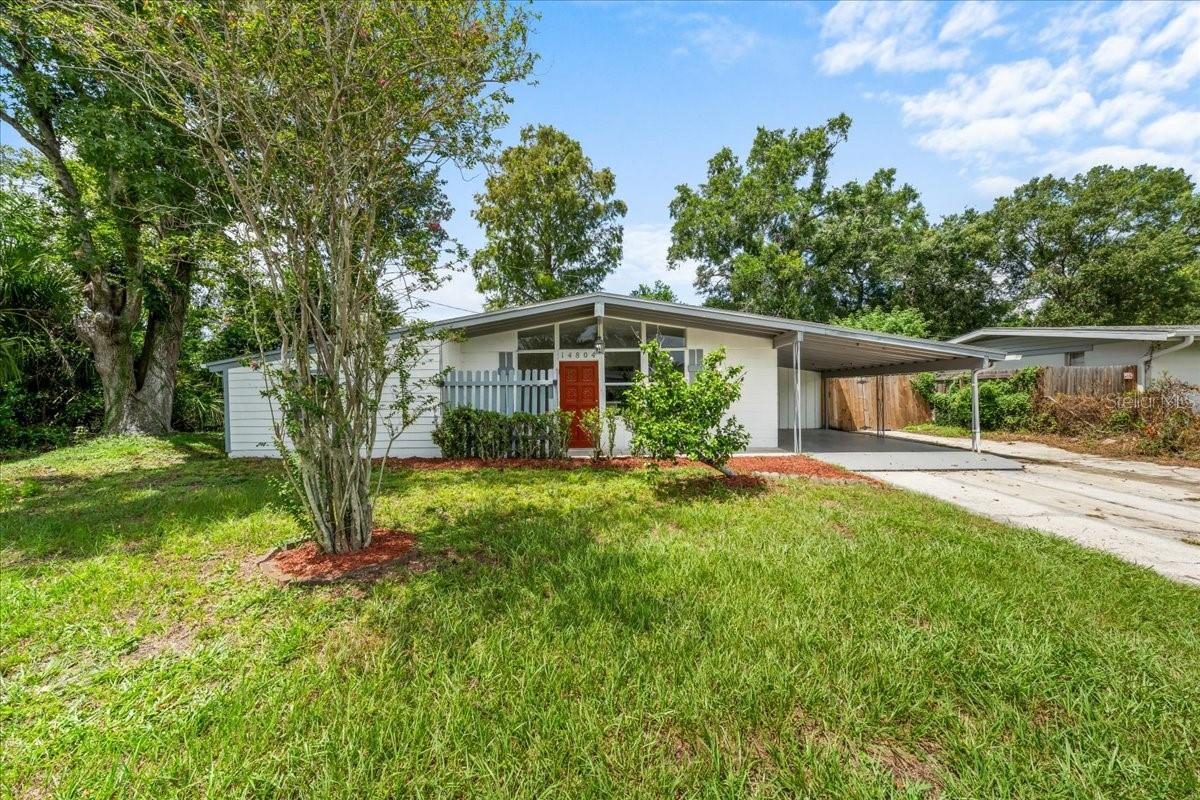 Photo of 14804 N BOULEVARD TAMPA FL 33613