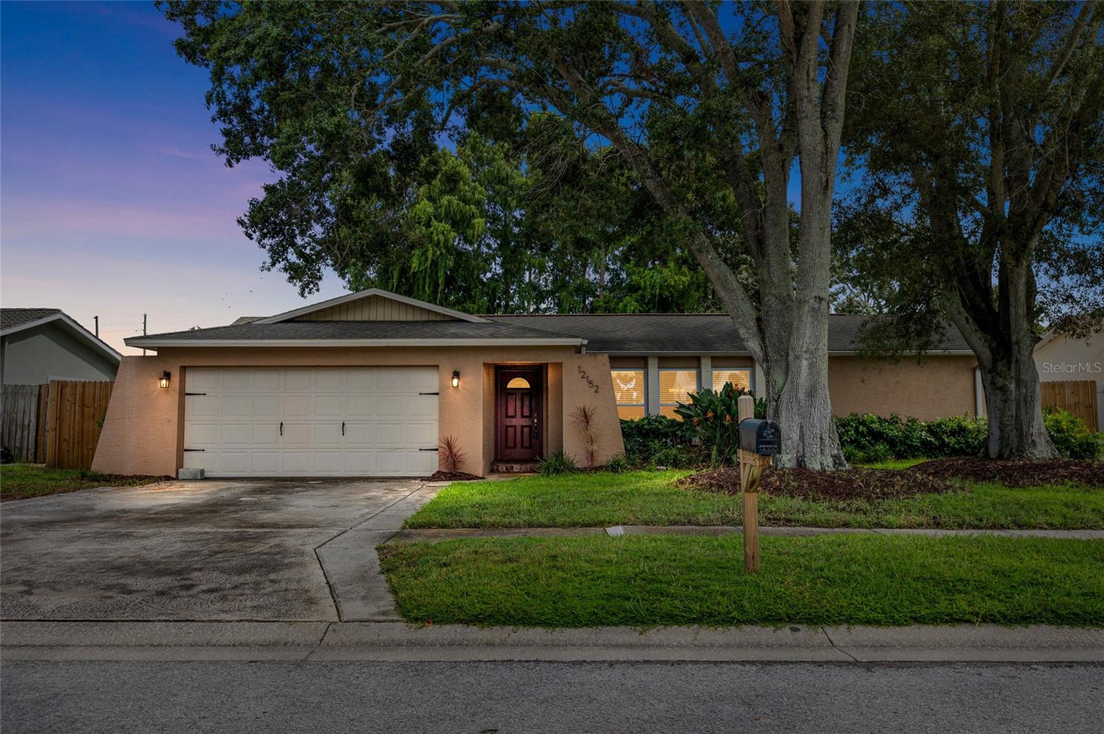 Photo of 12152 BONNIE TERRACE SEMINOLE FL 33772