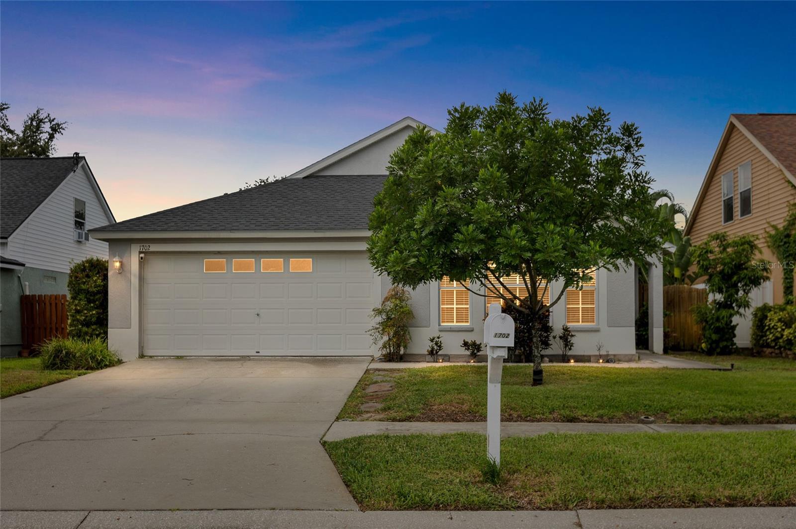 Photo of 1702 MEADOW OAK LANE TARPON SPRINGS FL 34689