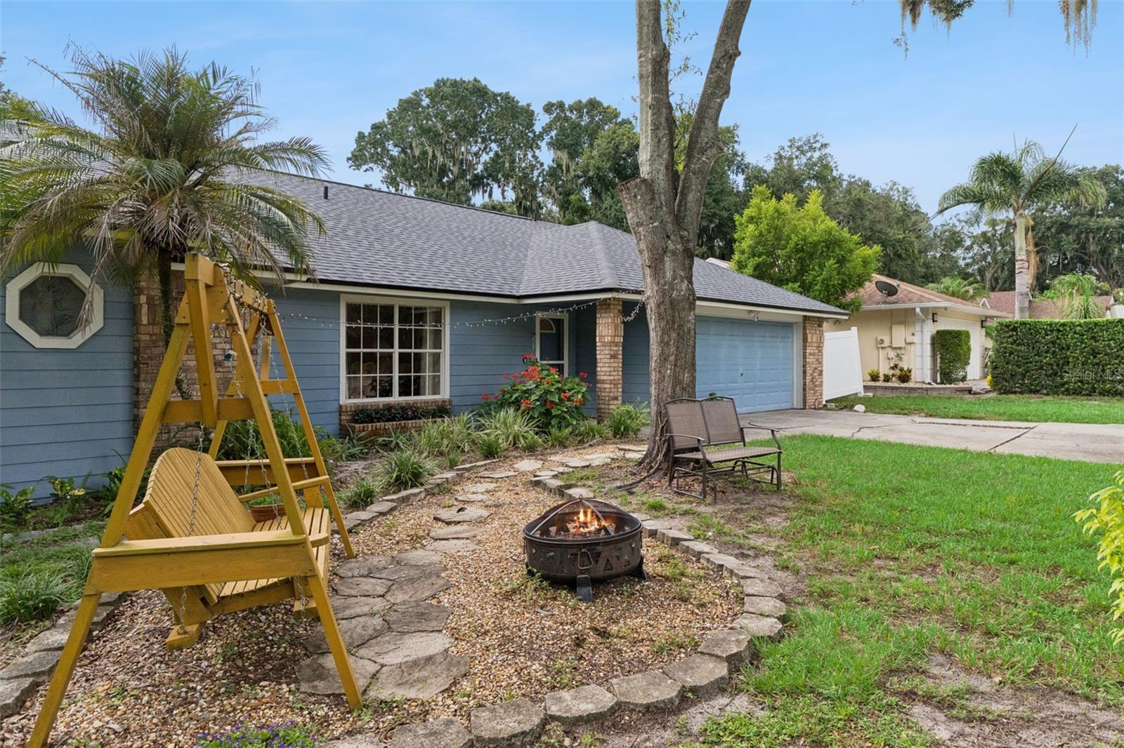 Photo of 217 HARBOR DRIVE WINTER GARDEN FL 34787
