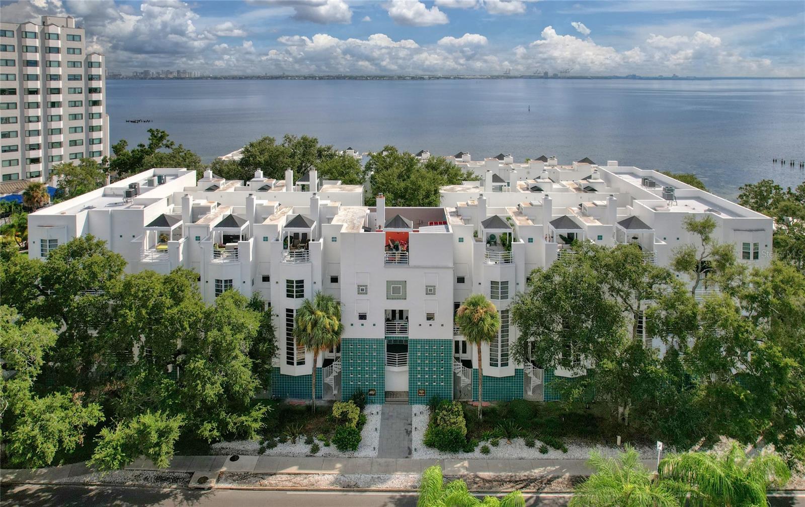 Photo of 4950 BAYSHORE BOULEVARD #16 TAMPA FL 33611