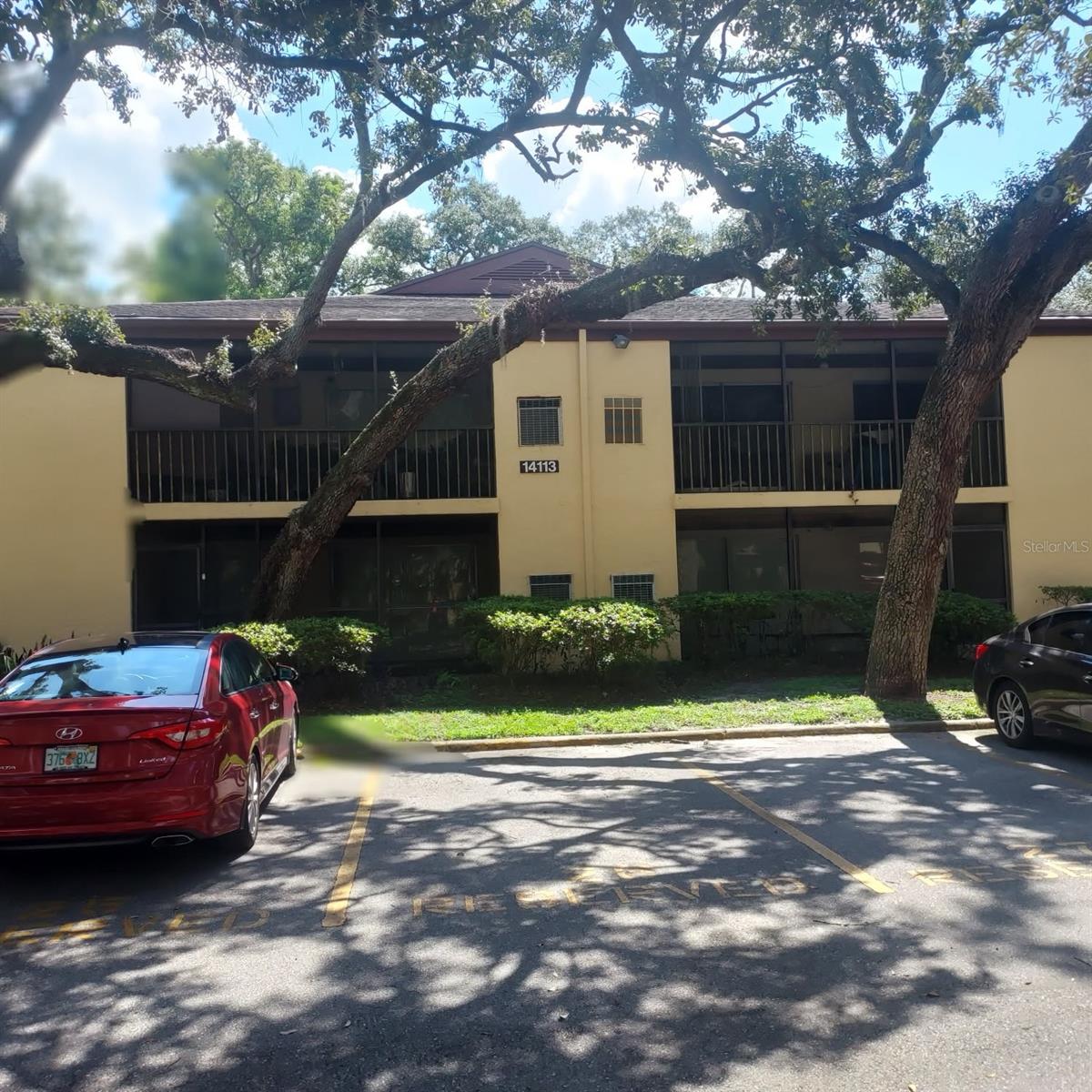 Photo of 14113 MOSSY GLEN LANE #103 TAMPA FL 33613