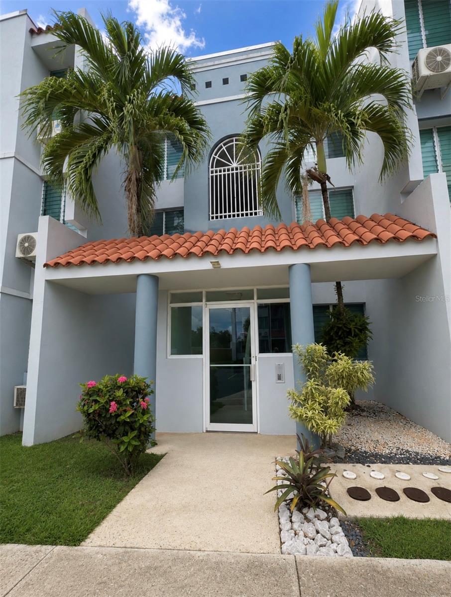 Photo of COND. CHALETS SEVILLANOS #APT Q-302 TRUJILLO ALTO PR 00976