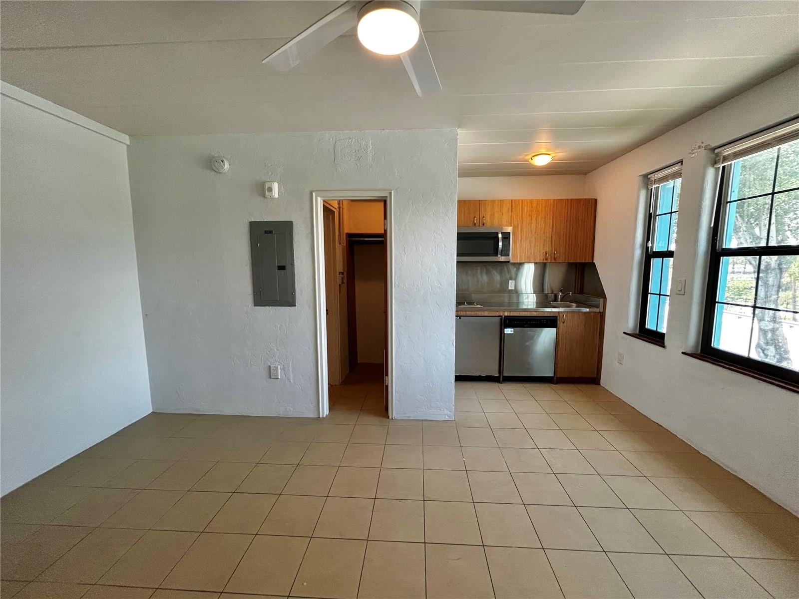 Photo of 844 5TH AVENUE #1 ST PETERSBURG FL 33701