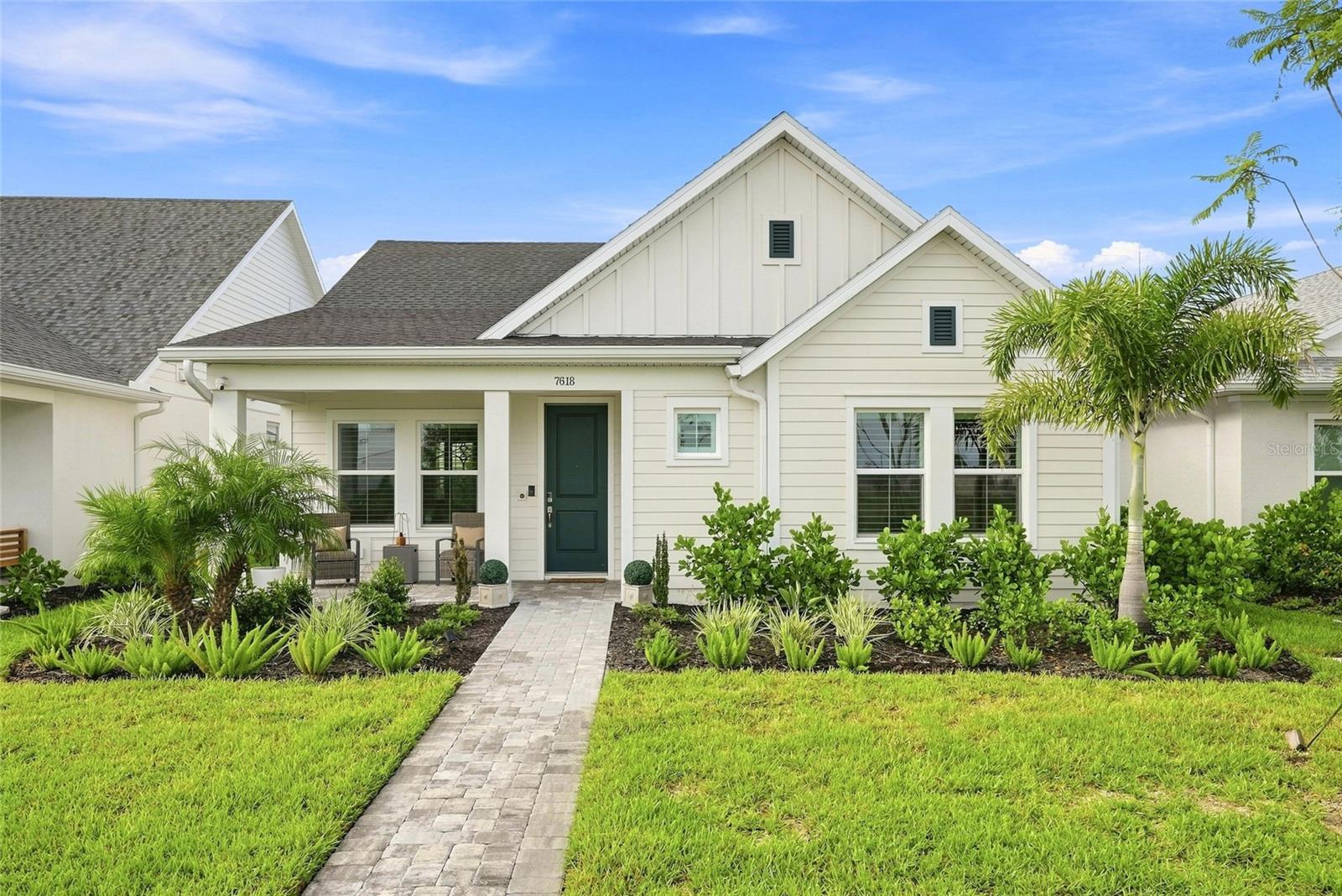 Photo of 7618 SEAFLOWER PARKWAY BRADENTON FL 34210