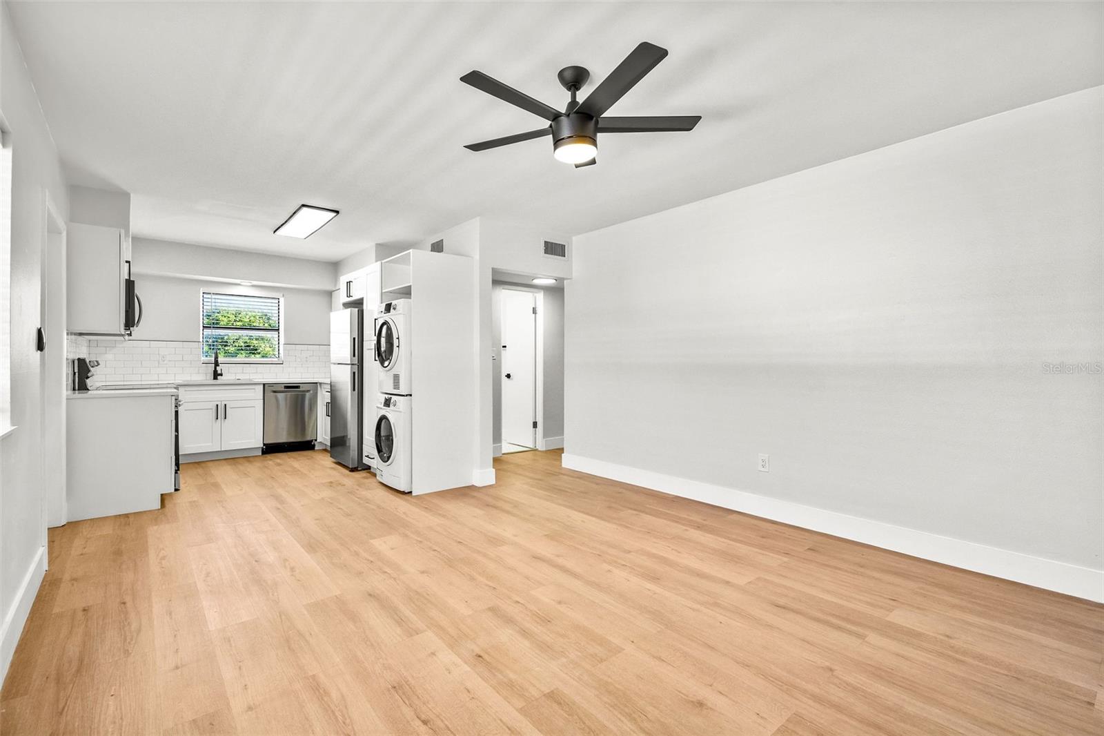Photo of 300 S NIMBUS AVENUE #3 CLEARWATER FL 33765