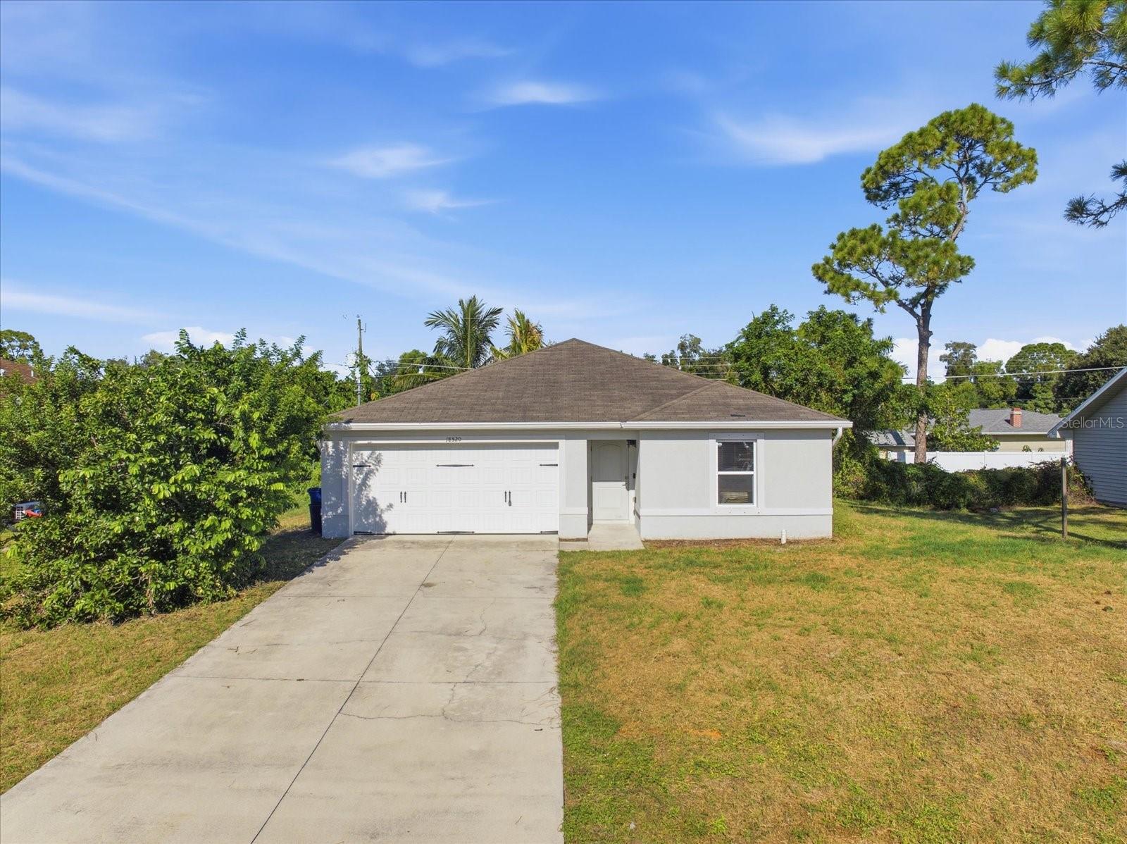 Photo of 18520 SEBRING ROAD FORT MYERS FL 33967
