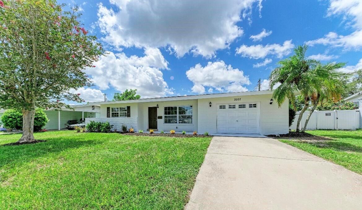Photo of 3207 19TH AVENUE BRADENTON FL 34205