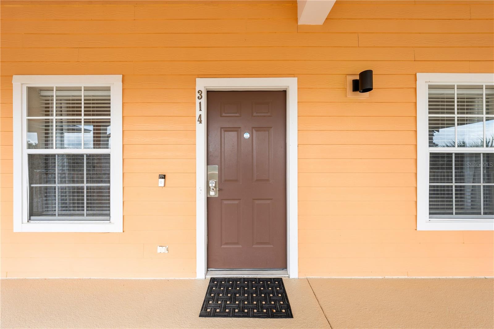 Photo of 314 NEW PROVIDENCE #314 DAVENPORT FL 33897