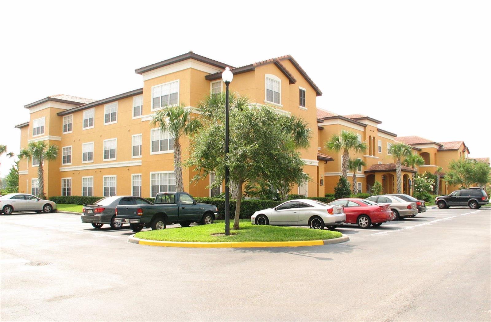 Photo of 5455 VINELAND ROAD #3213 ORLANDO FL 32811