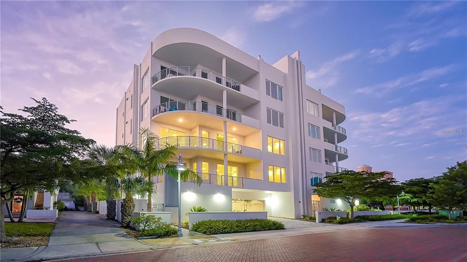 Photo of 609 GOLDEN GATE POINT #301 SARASOTA FL 34236