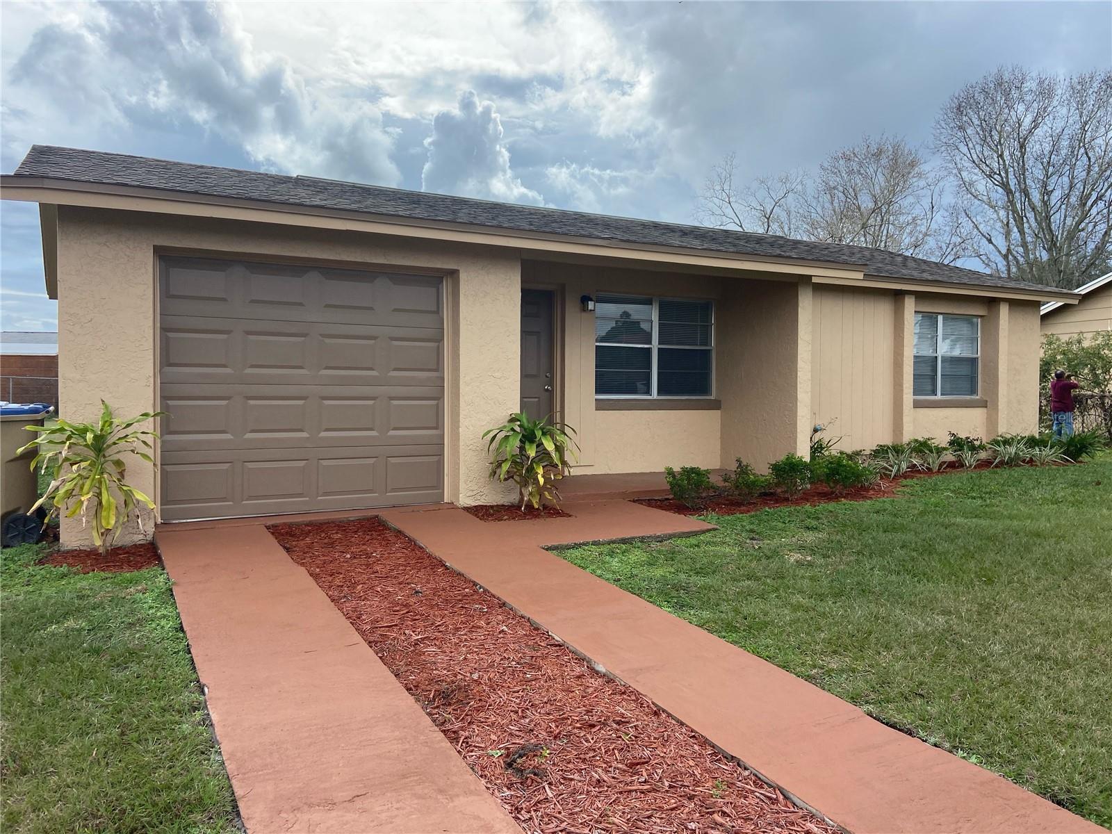 Photo of 103 GUAYMAS DRIVE KISSIMMEE FL 34743