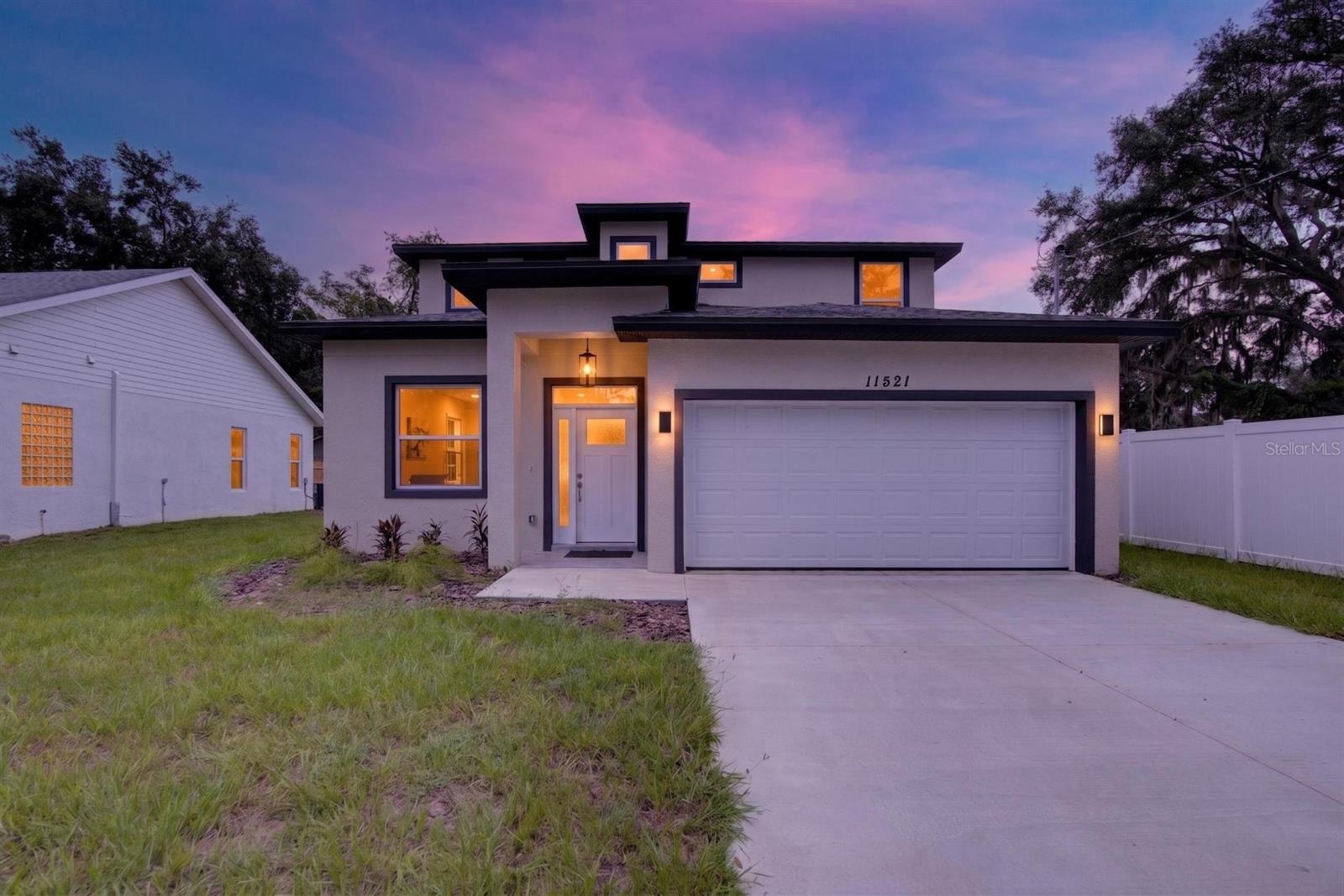 Photo of 11521 HIGDON DRIVE THONOTOSASSA FL 33592