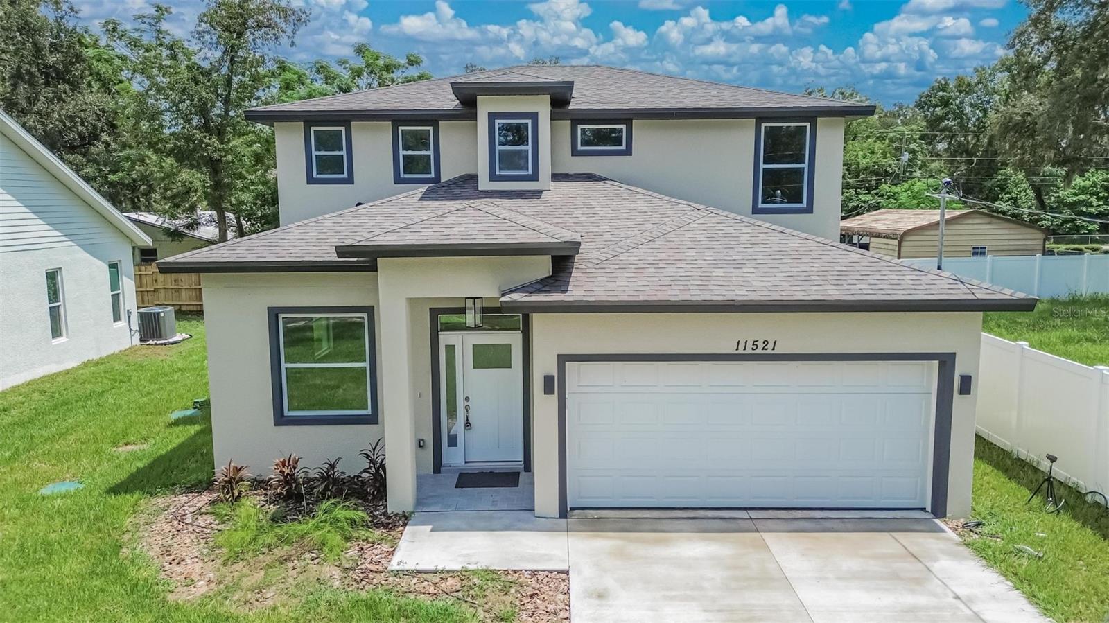 Photo of 11521 HIGDON DRIVE THONOTOSASSA FL 33592