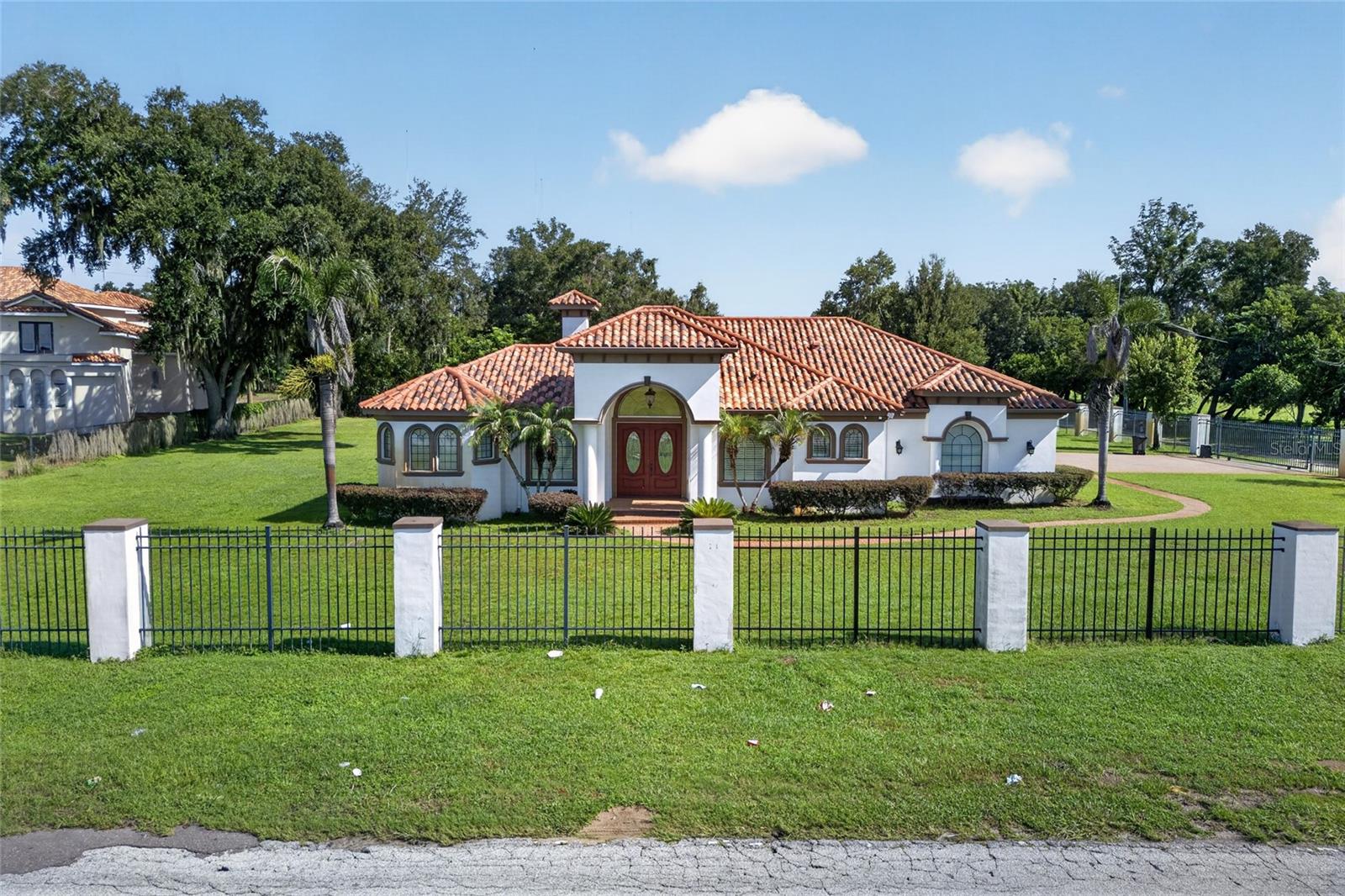 Photo of 301 PRUETT ROAD SEFFNER FL 33584