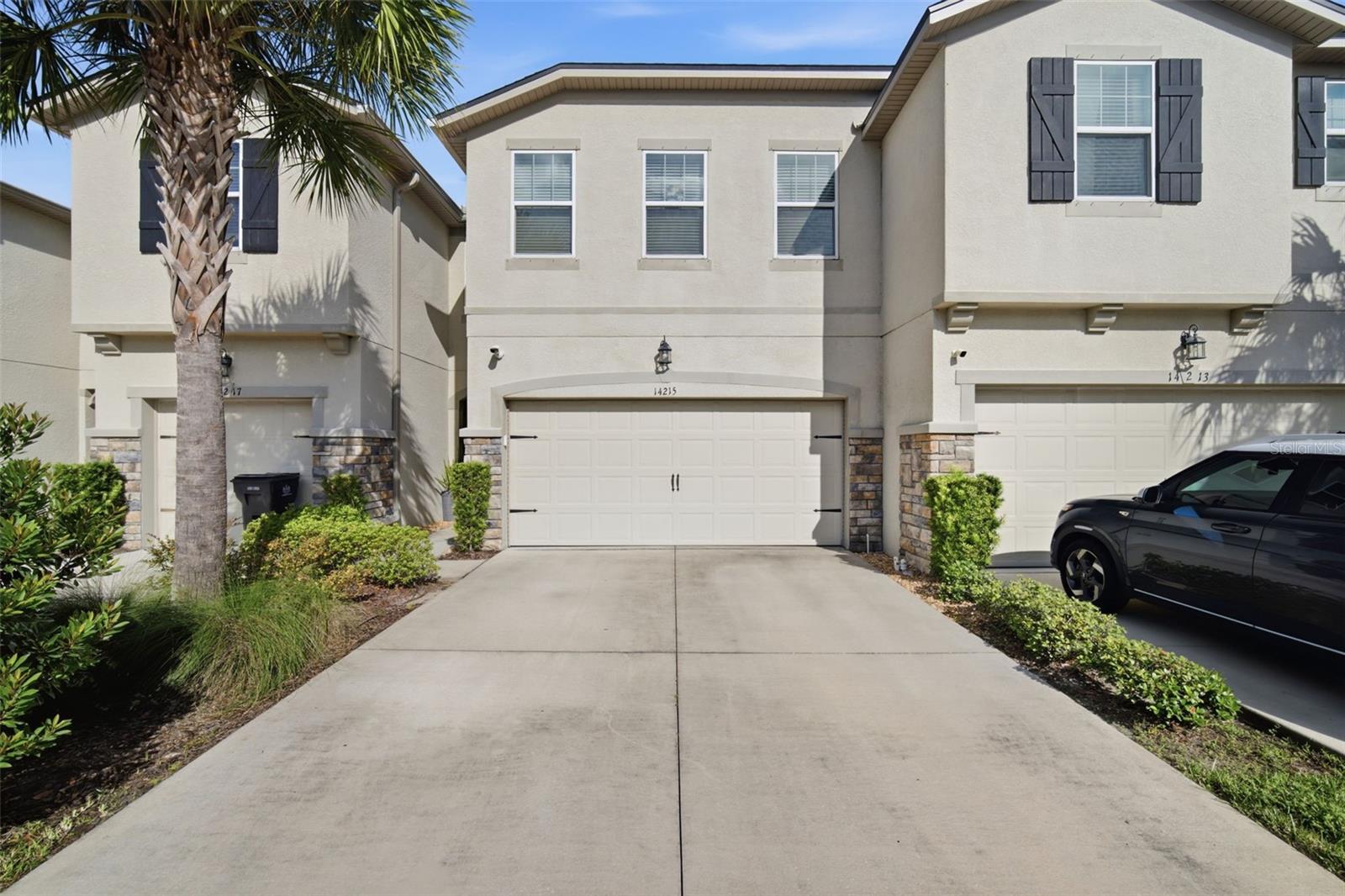 Photo of 14215 PONDHAWK LANE TAMPA FL 33625