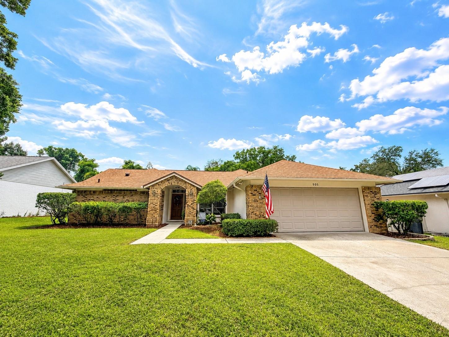 Photo of 905 WICKETRUN DRIVE BRANDON FL 33510
